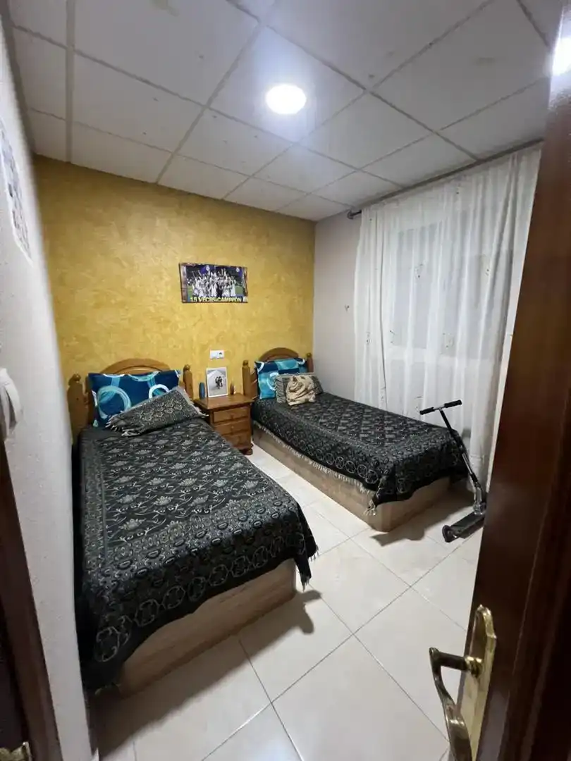 Habitación de Dúplex en venta en Santa María del Águila