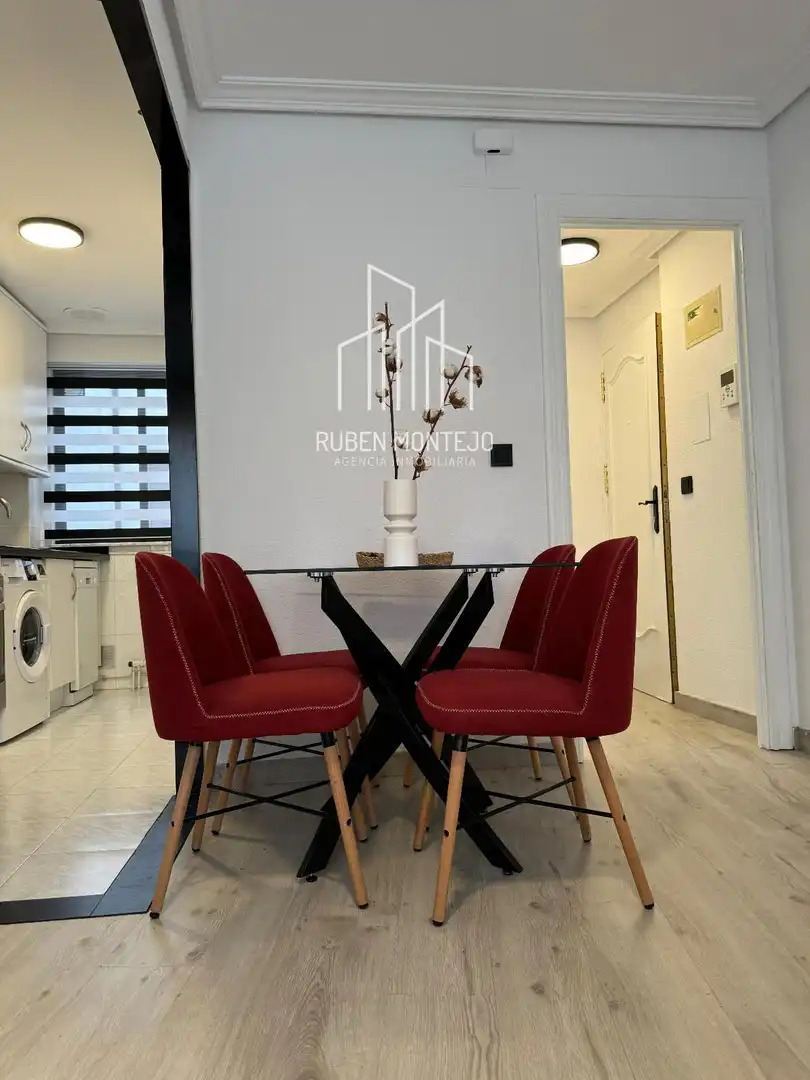 Apartamento de alquiler en Universidad - Tenerías