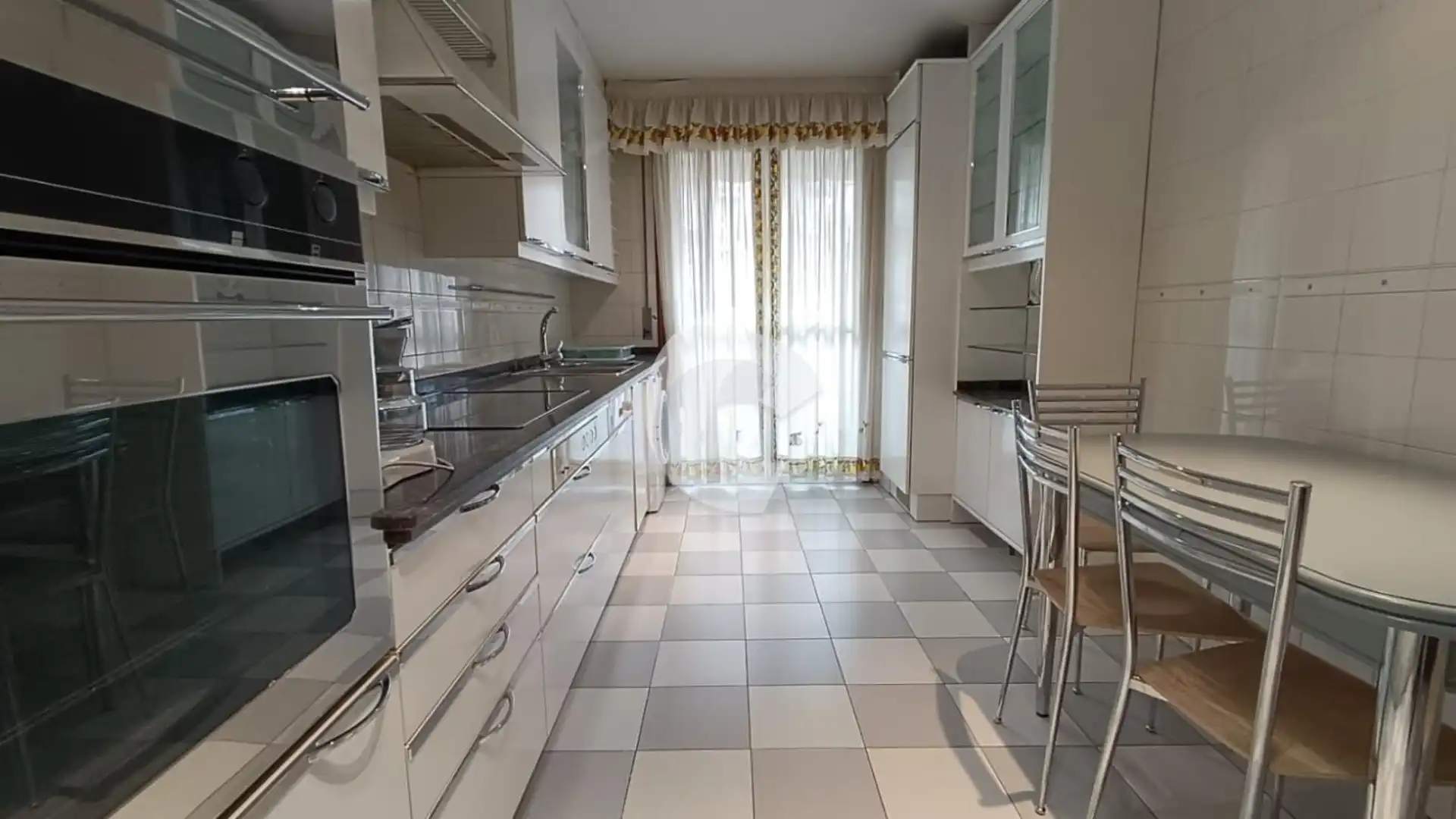Cocina de Piso en venta en Ourense Capital 