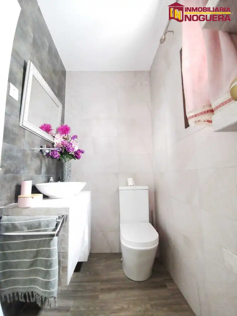 Bathroom of Flat for sale in Écija  with Air Conditioner and Balcony