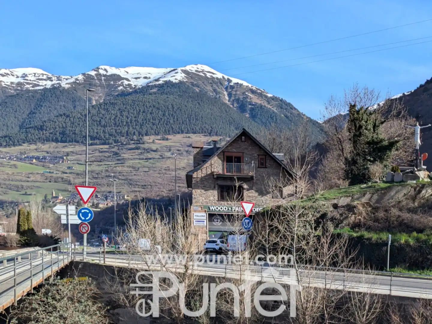 Vista exterior de Dúplex en venta en Vielha e Mijaran con Calefacción, Terraza y Balcón