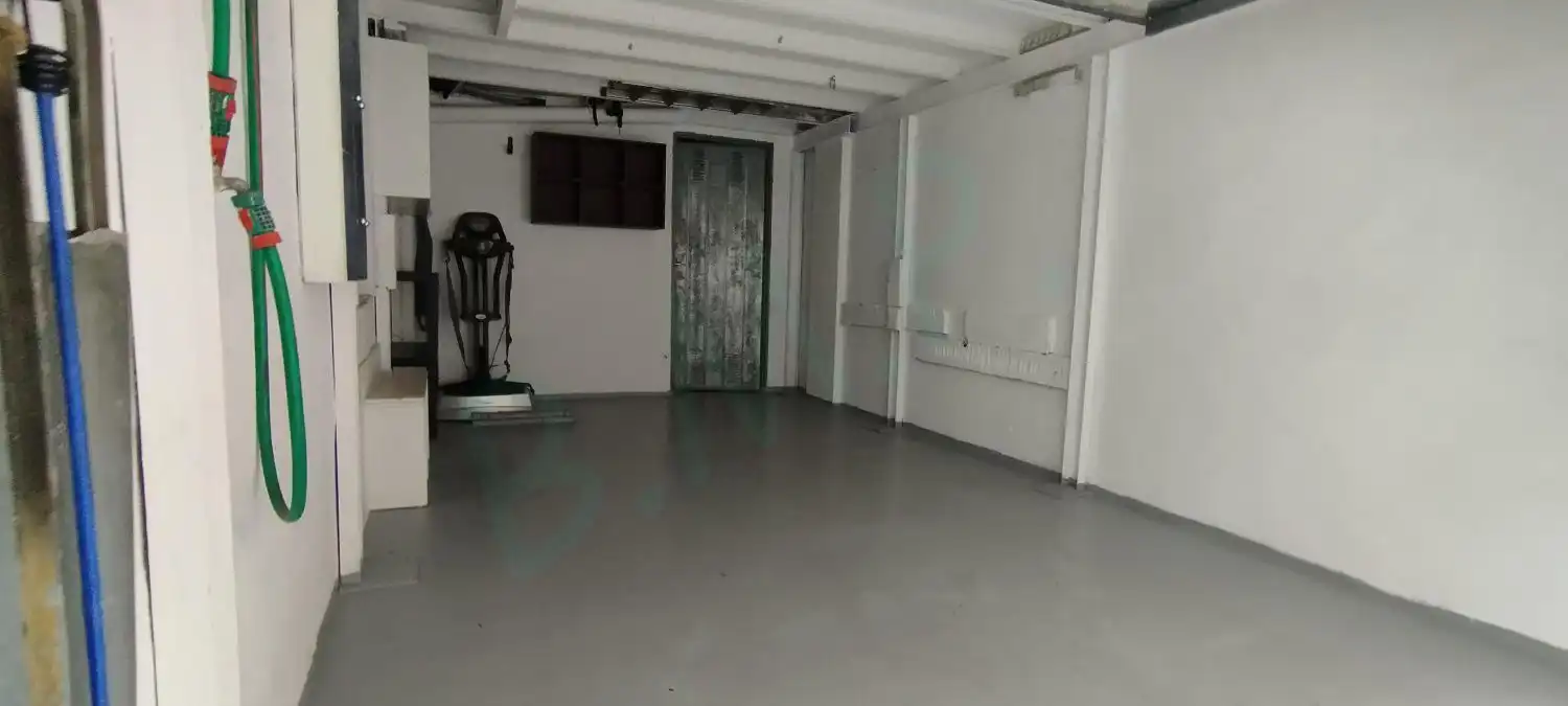 Einfamilien-Reihenhaus zur Miete in Albacete mit Klimaanlage, Heizung und Terrasse