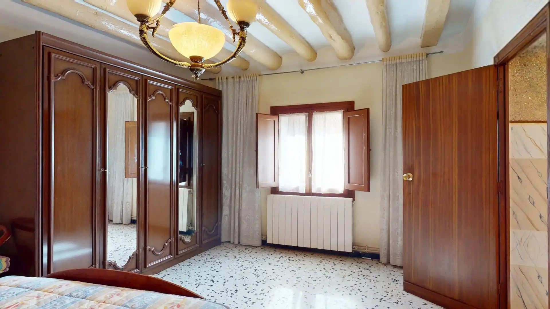 Habitación de Finca rústica en venta en Lumpiaque con Calefacción, Terraza y Amueblado