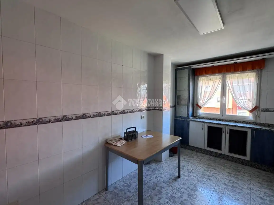 Cocina de Piso en venta en León Capital  con Calefacción, Parquet y Terraza