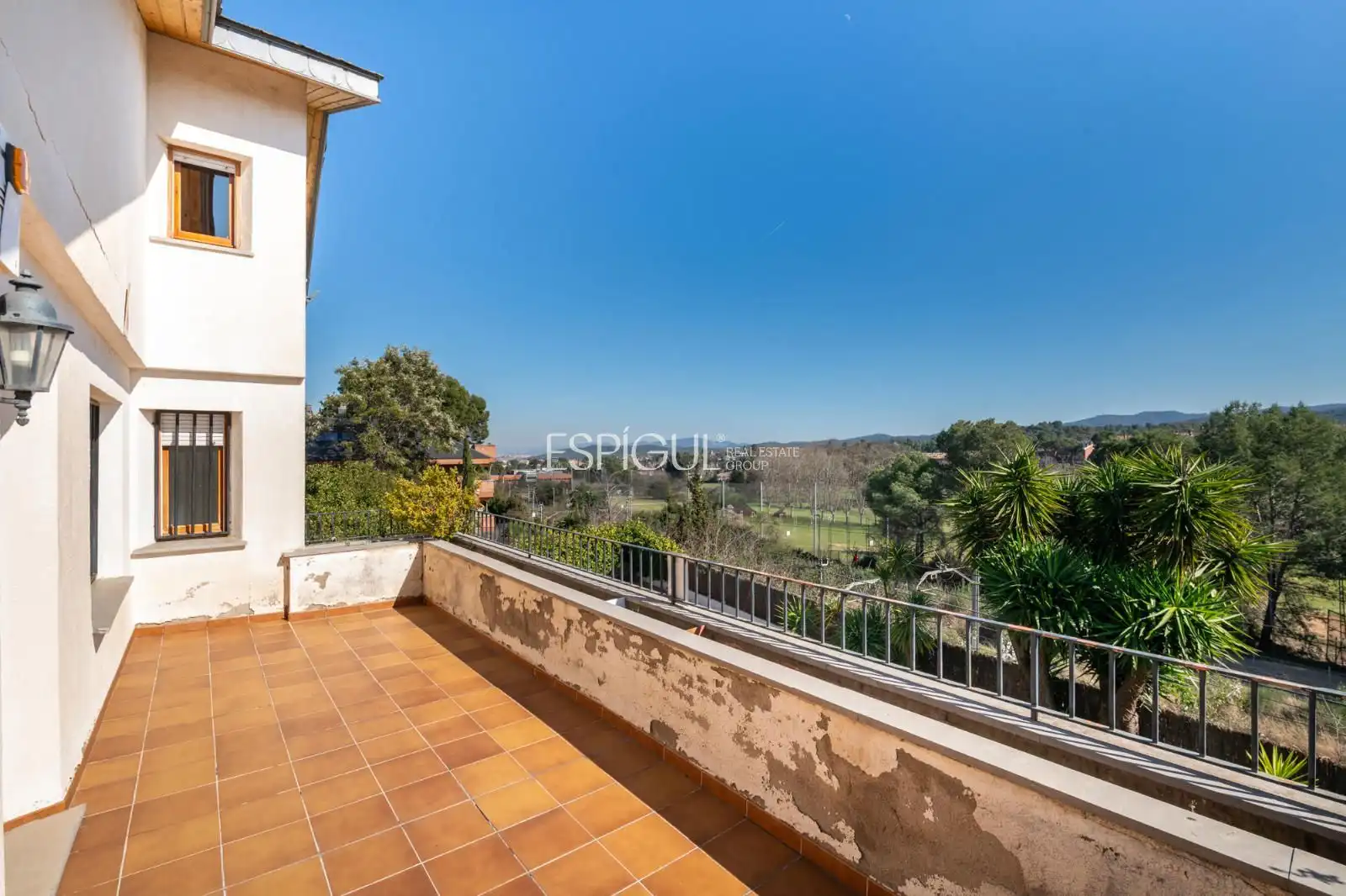 Terrace of Houses for sale in Sant Cugat del Vallès  with Air Conditioner, Heating and Parquet flooring