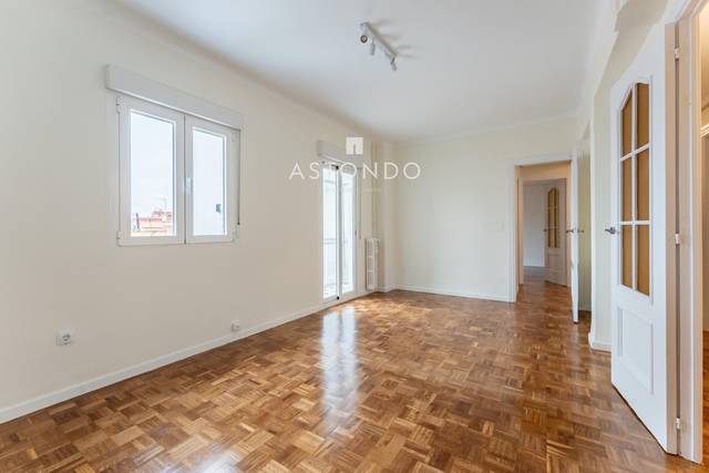 Piso en Alquiler en Nieremberg en Ciudad Jardín