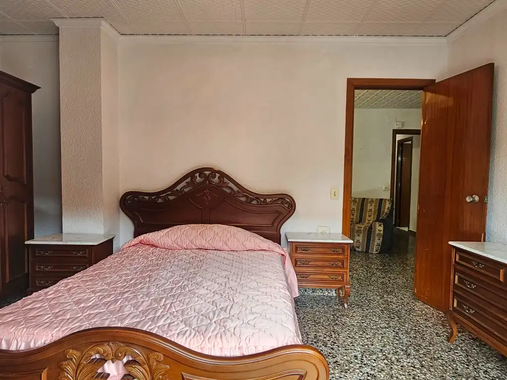 Habitación de Piso en venta en L'Eliana con Balcón y Internet
