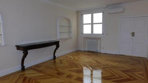 Foto 4 de Àtic de lloguer a Jerónimos,  Madrid Capital