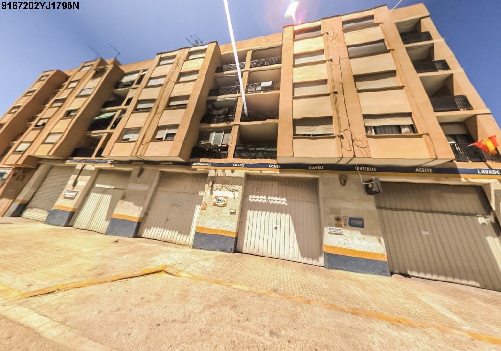 Vista exterior de Piso en venta en Paterna