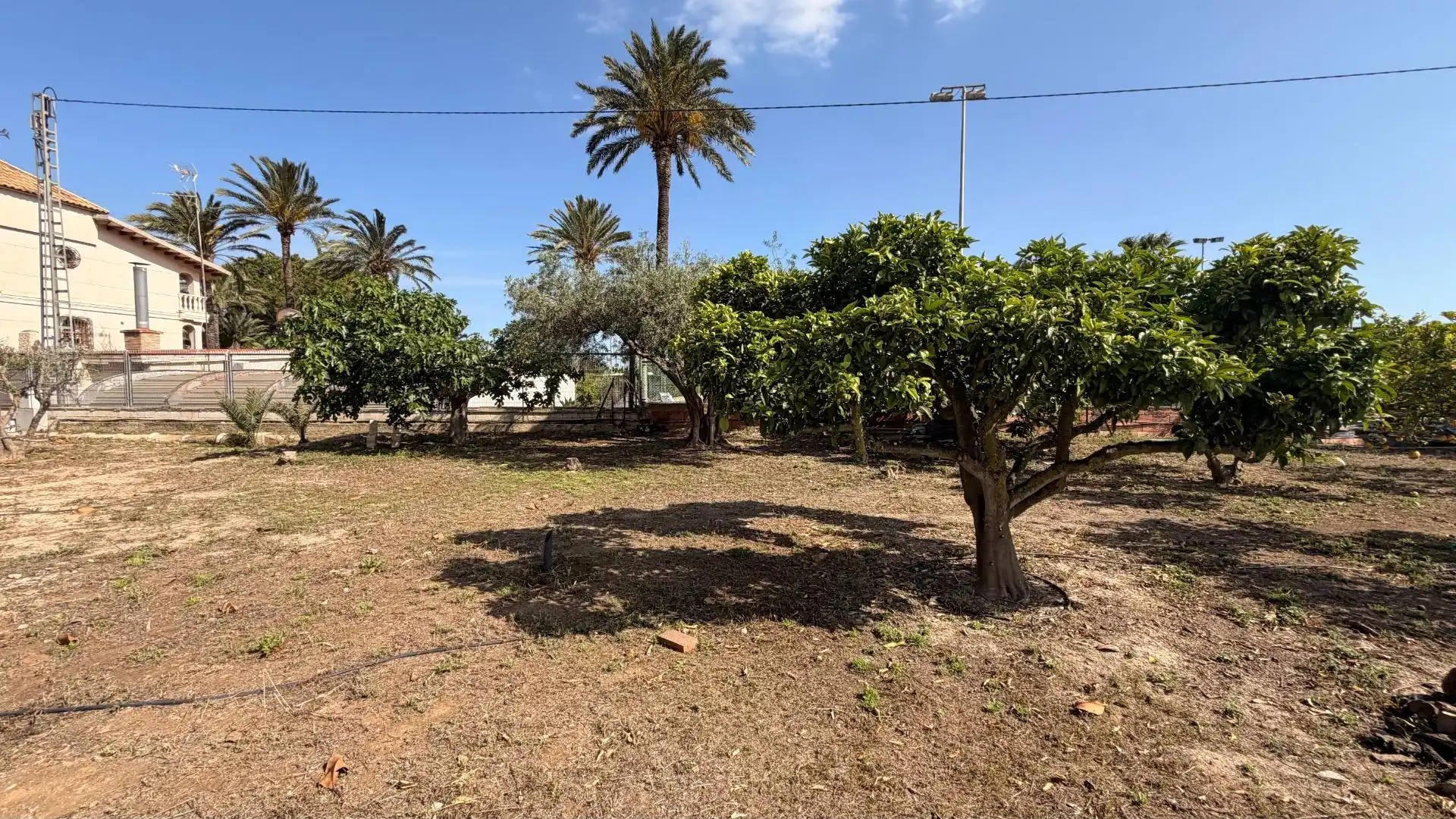 Haus oder Chalet zum Verkauf in Elche / Elx mit Klimaanlage, Heizung und Privatgarten