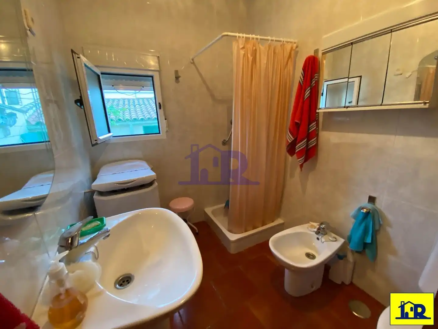 Baño de Casa o chalet en venta en Villalba de la Sierra con Calefacción, Jardín privado y Terraza