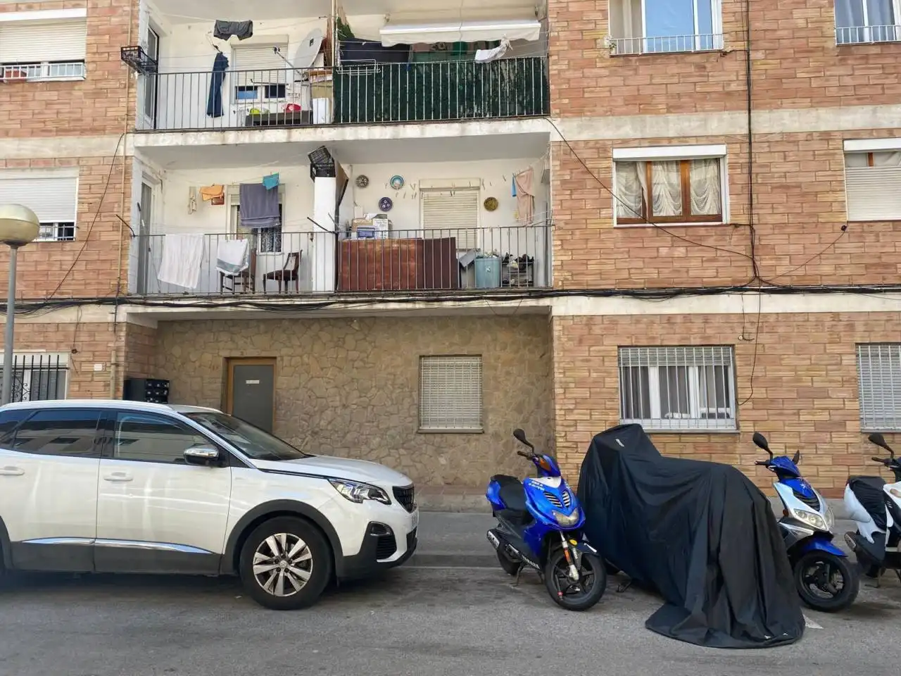 Exterior view of Flat for sale in Olot  with Storage room and Balcony