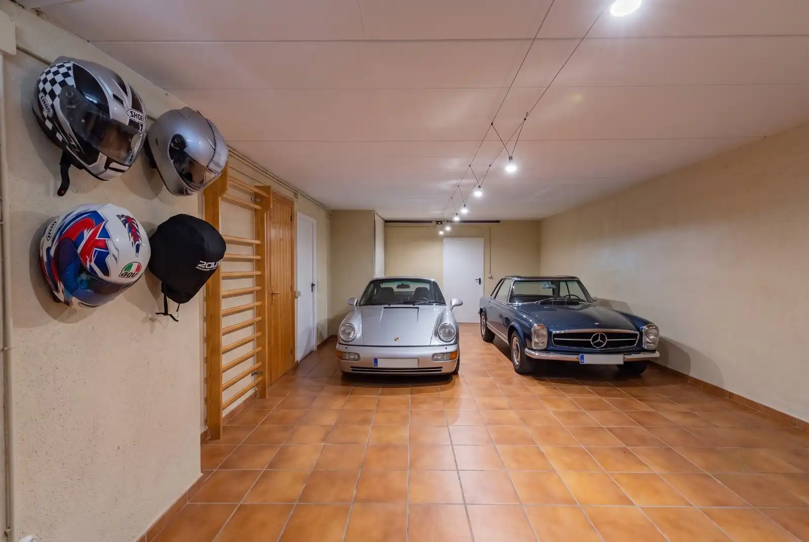 Parking of Houses for sale in Sant Andreu de Llavaneres  with Air Conditioner, Heating and Private garden