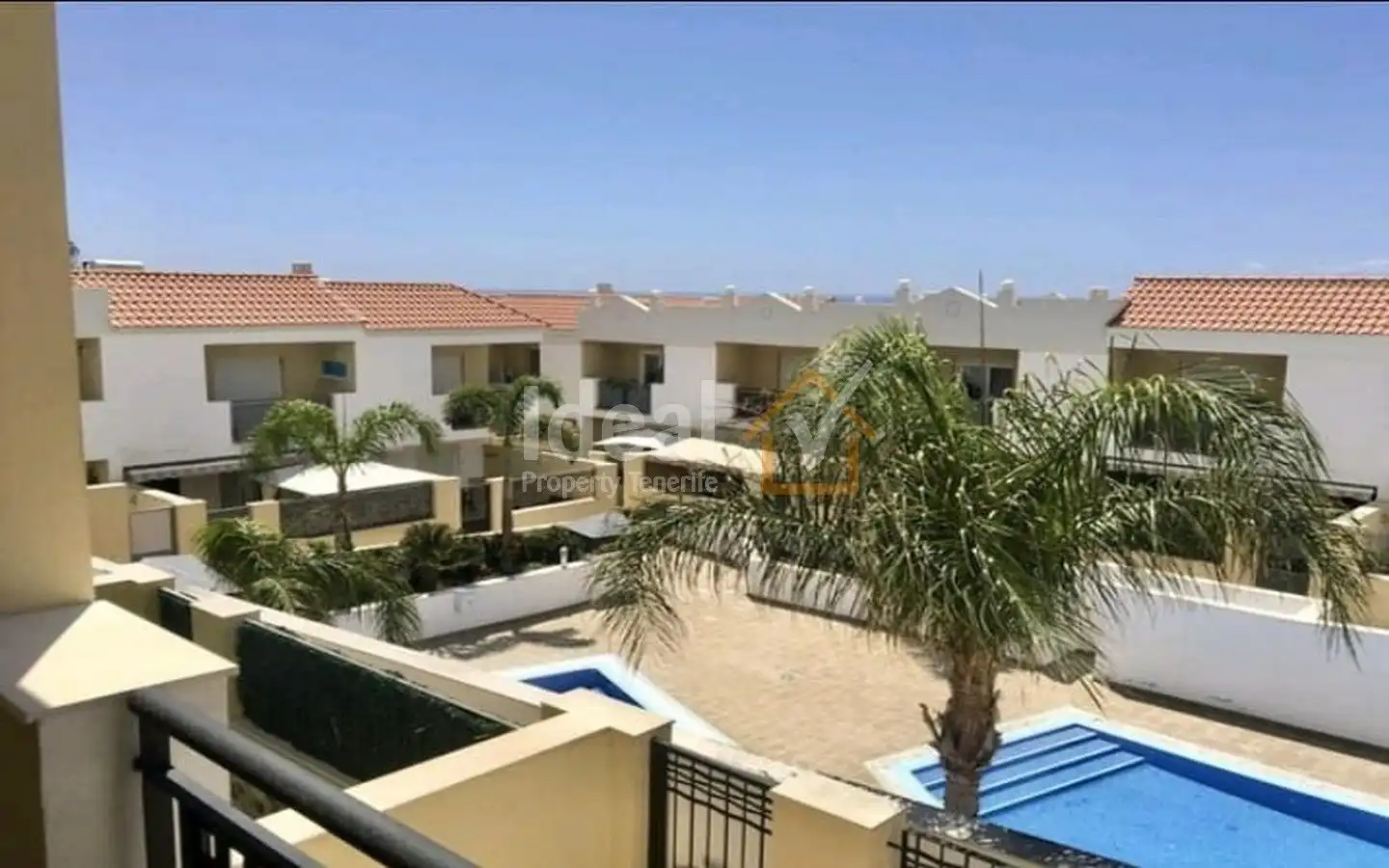 Terrassa de Casa adosada en venda en Adeje amb Terrassa i Piscina comunitària