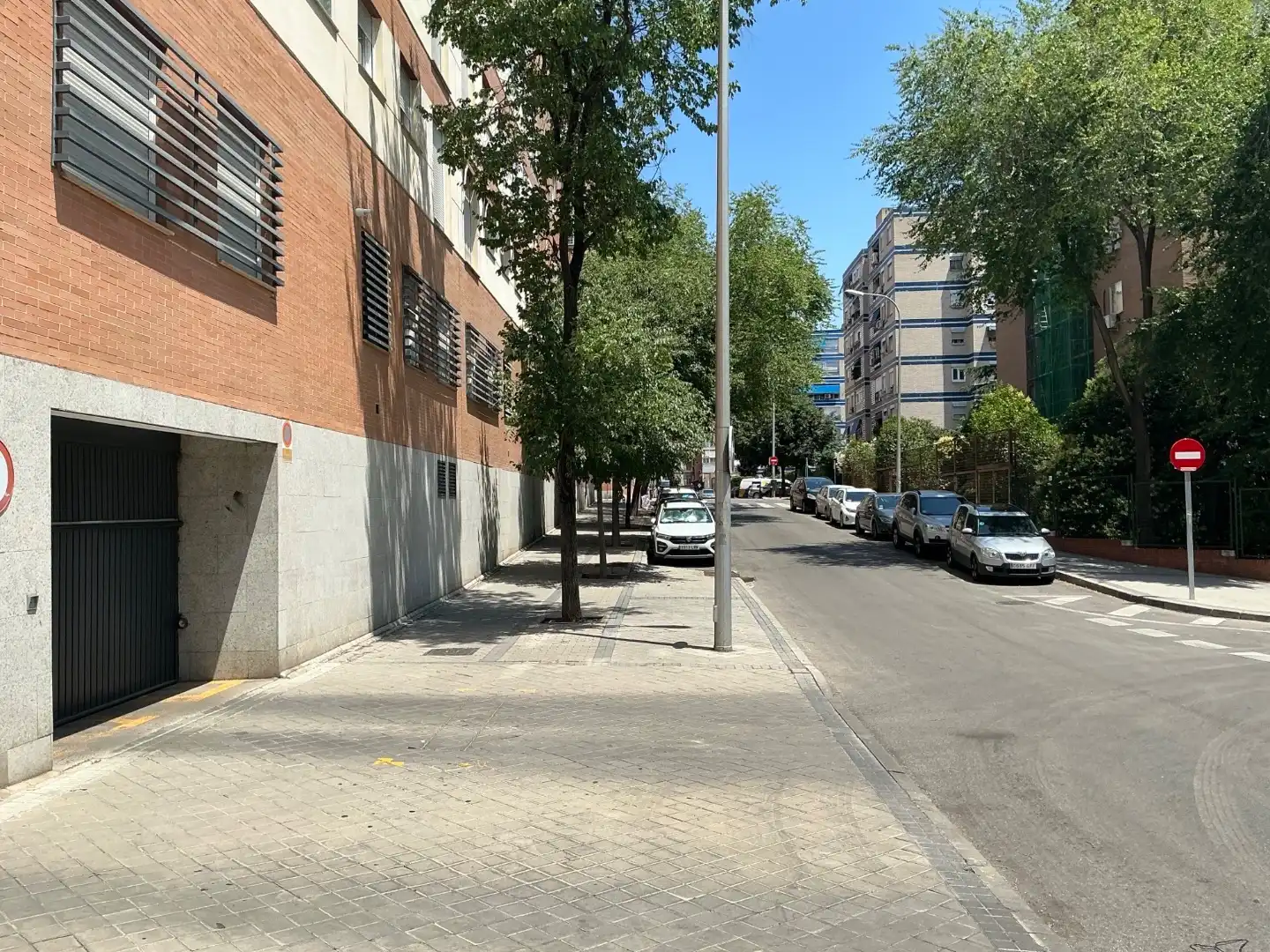 Parking of Garage for rent in Madrid  with Alarm