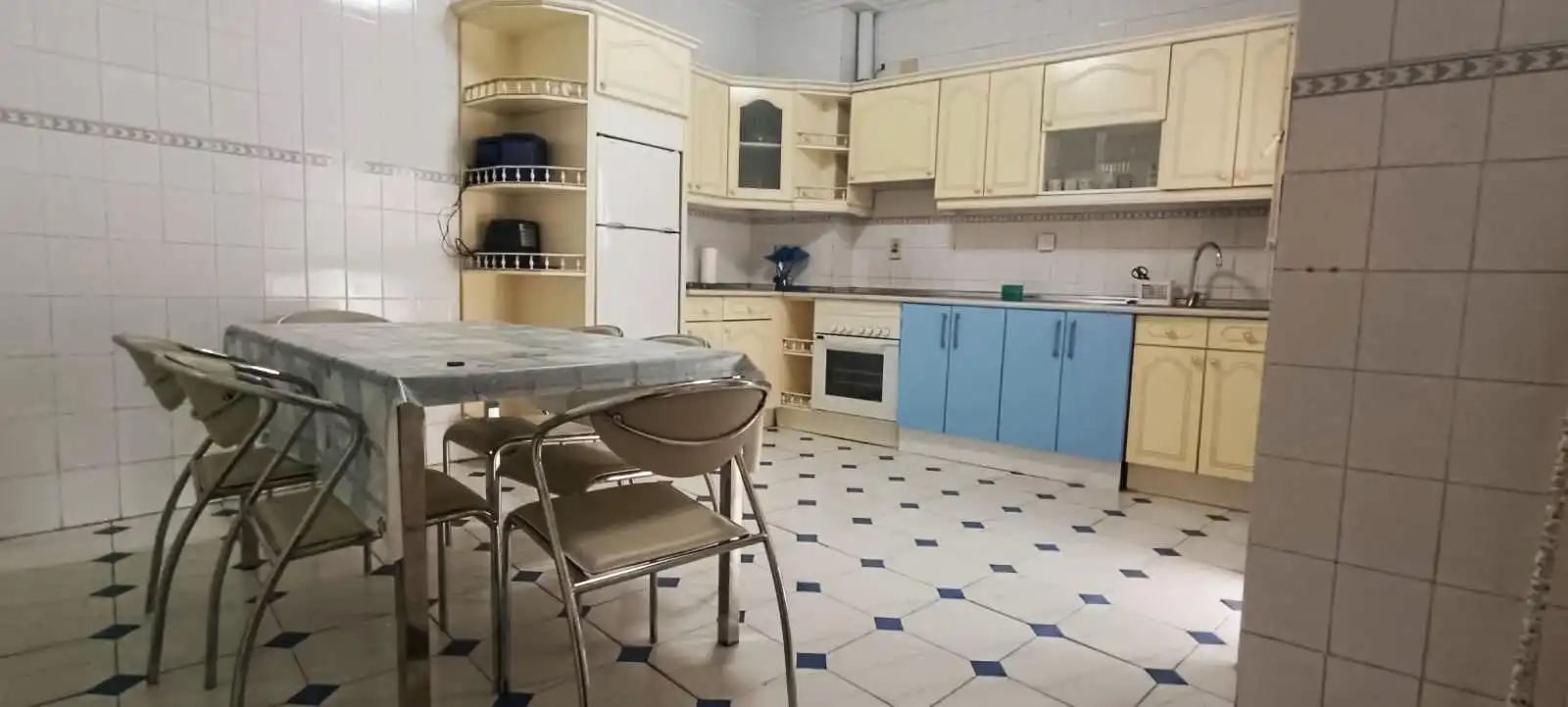 Cuina de Pis en venda en Zamora Capital  amb Calefacció i Parquet