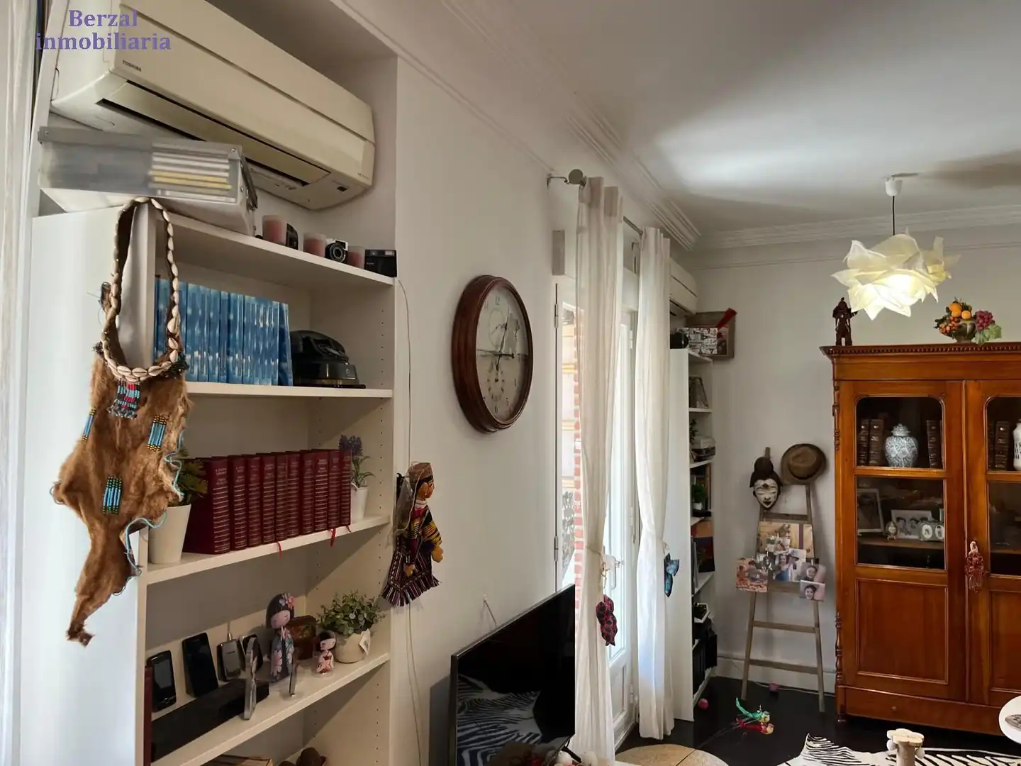 Living room of Flat for sale in  Logroño  with Air Conditioner, Heating and Terrace
