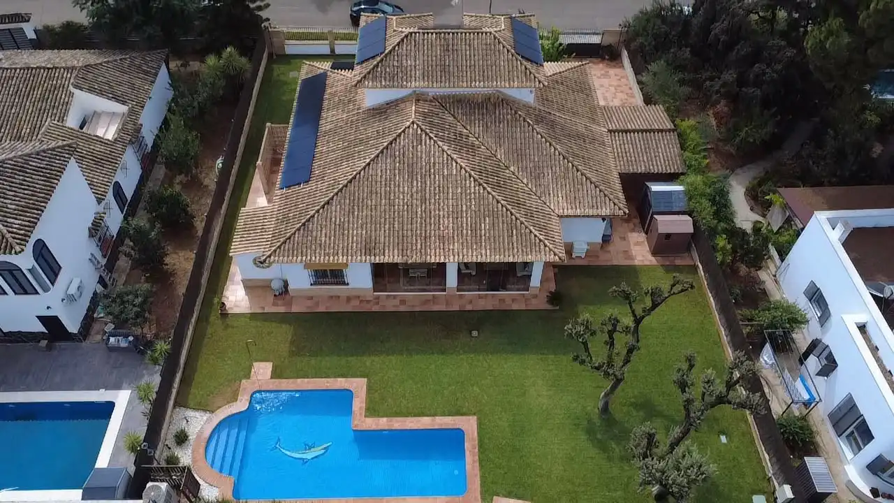 Xalet amb piscina en venda a Calle Abeto, imagen 54