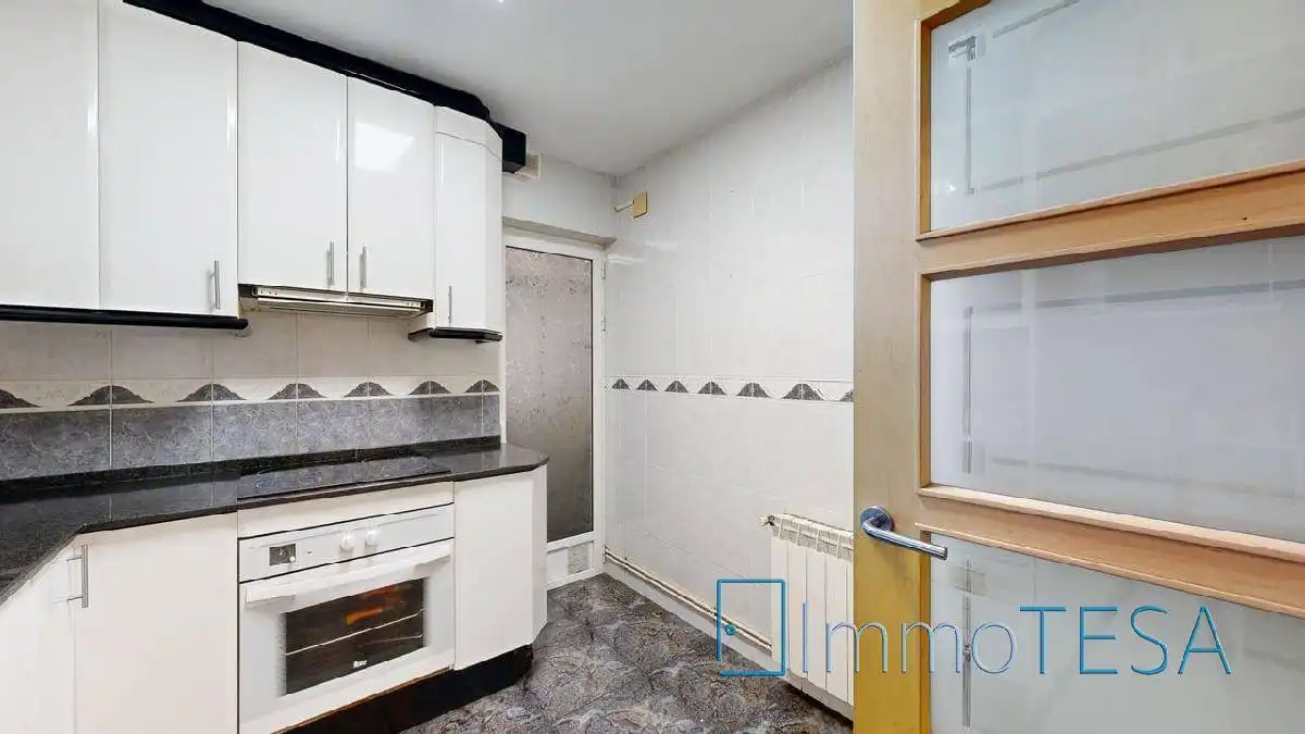Küche von Wohnung zum Verkauf in Barberà del Vallès mit Heizung