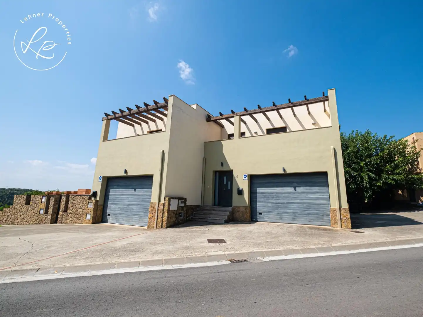 Casa con terraza en venta en Carretera PEDRET, imagen 2