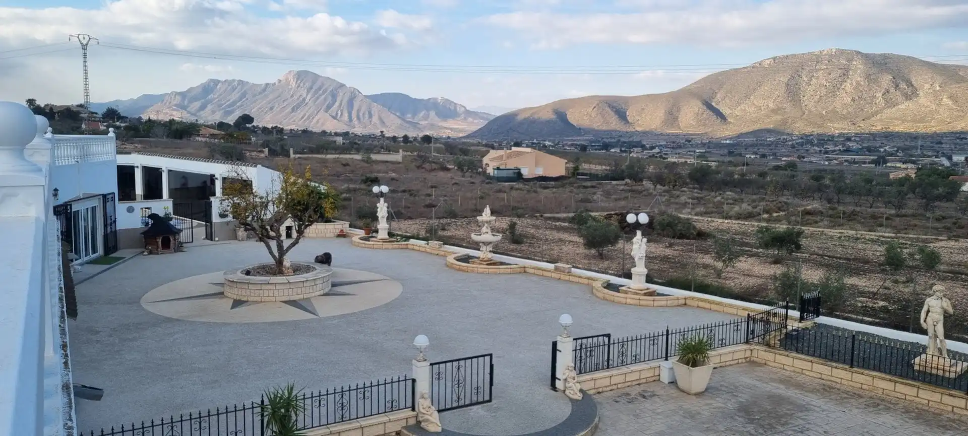 Terrassa de Casa o xalet en venda en Hondón de los Frailes amb Jardí privat, Terrassa i Traster