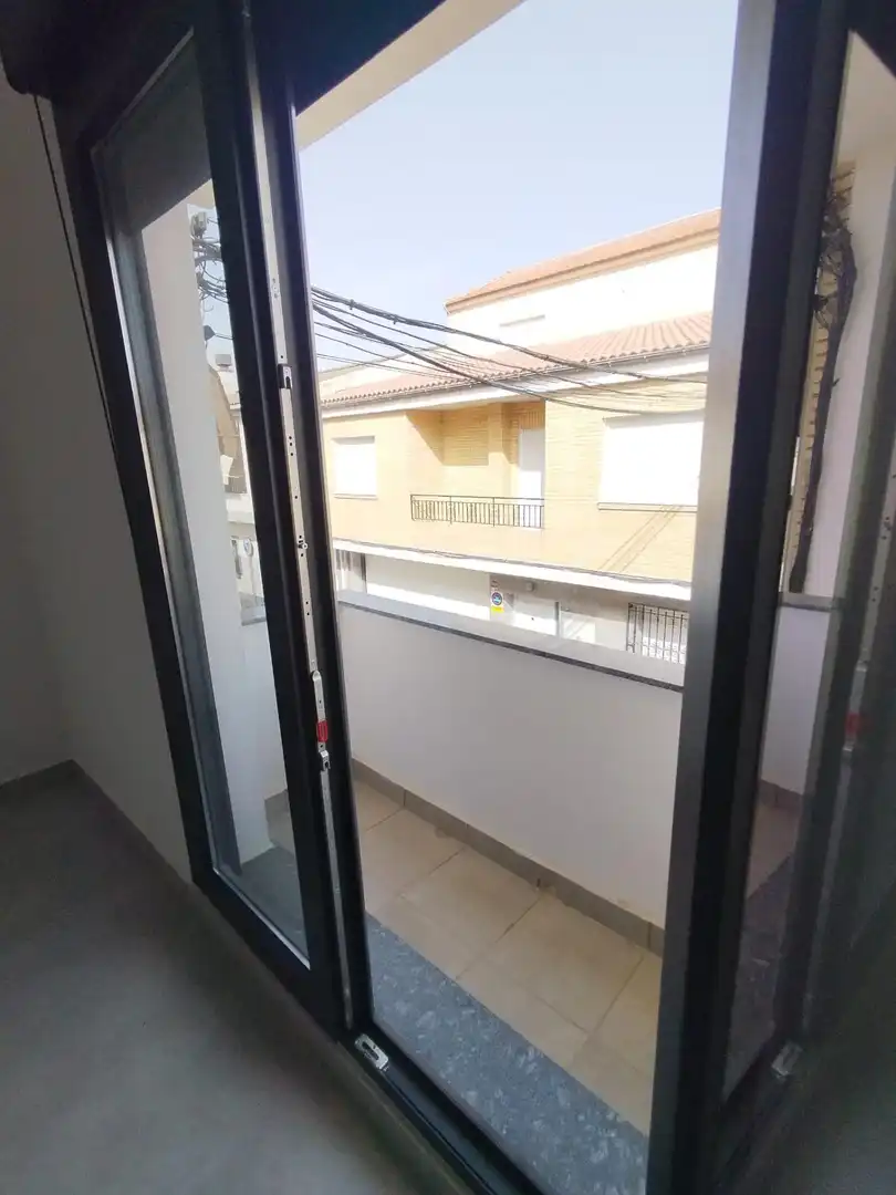 Terrasse von Einfamilien-Reihenhaus zur Miete in Armilla mit Heizung, Balkon und Alarm