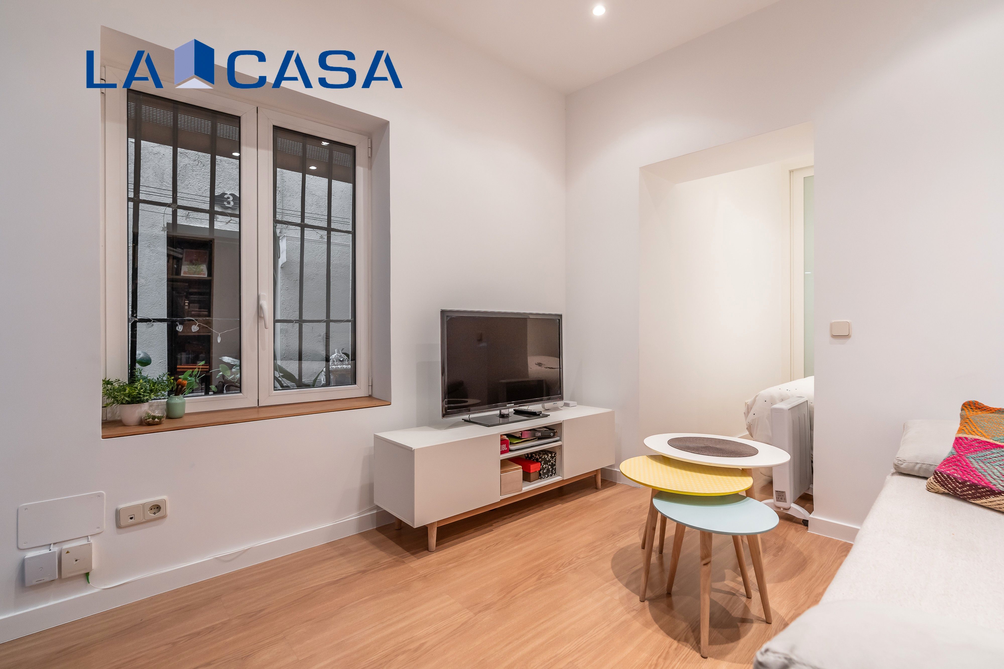 Sala de estar de Planta baja en venta en  Madrid Capital con Calefacción