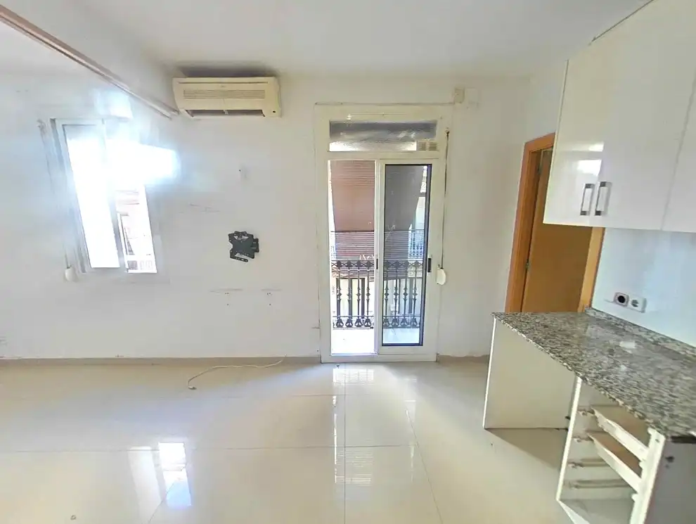 Habitación de Piso en venta en Barcelona