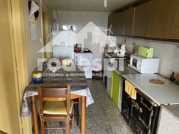 Cocina de Casa adosada en venta en A Cañiza   con Trastero y Amueblado