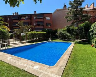 Swimming pool of Flat for sale in Navalcarnero  with Air Conditioner, Heating and Terrace