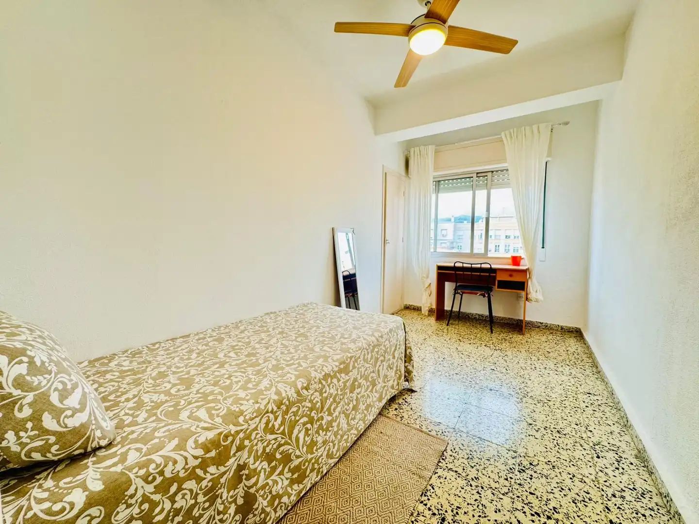 Piso con terraza en venta en Casco Antiguo, imagen 13