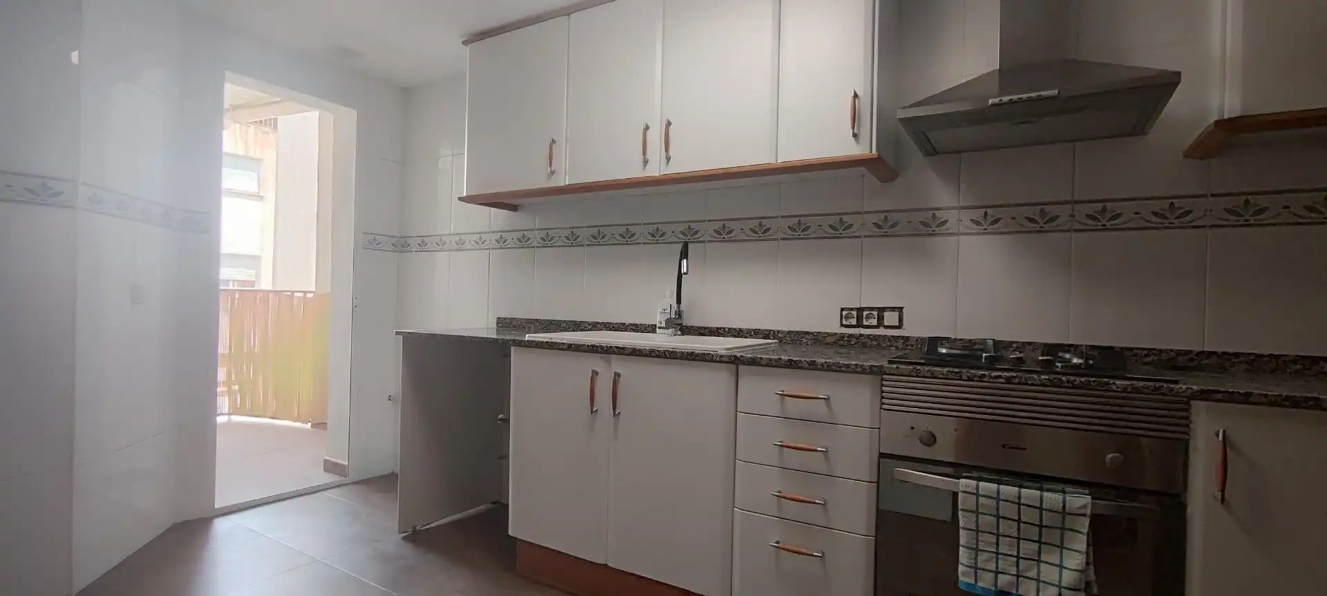 Küche von Wohnung zur Miete in Paiporta mit Balkon