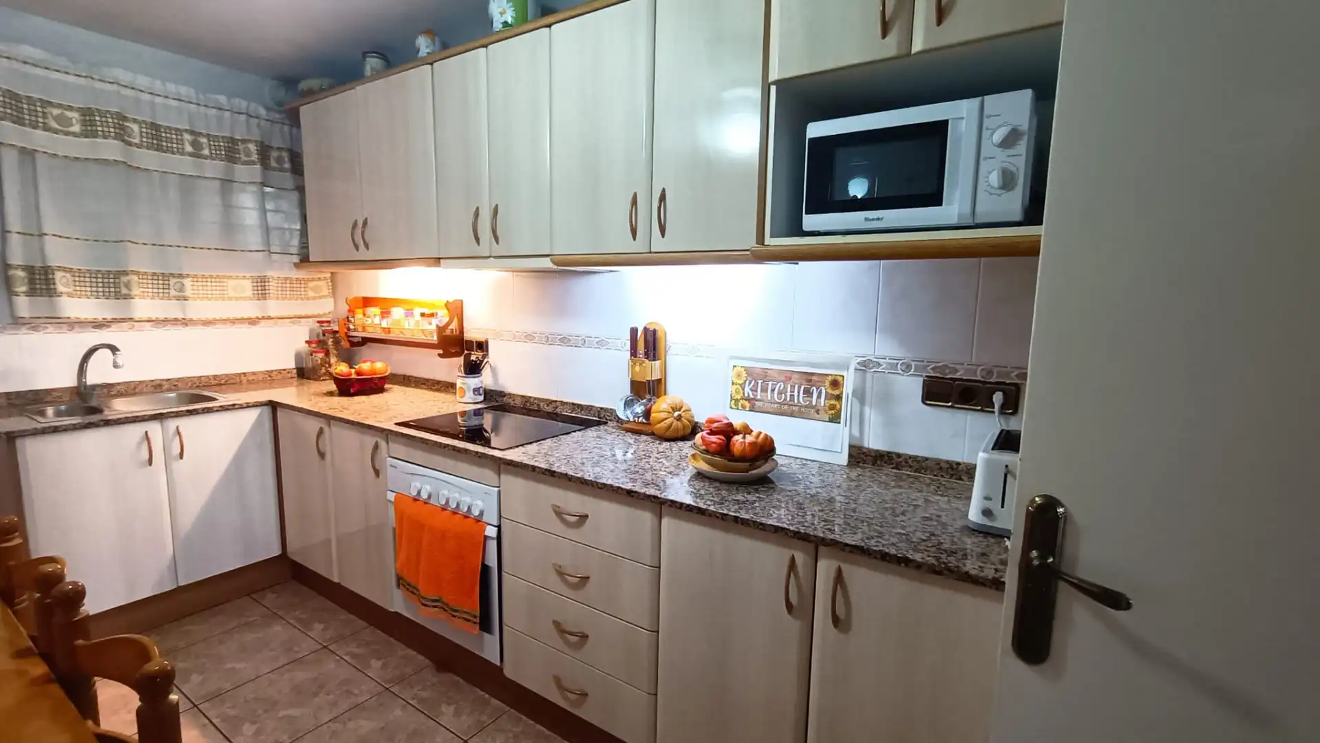Kitchen of Flat for sale in La Secuita  with Furnished, Oven and Balcony
