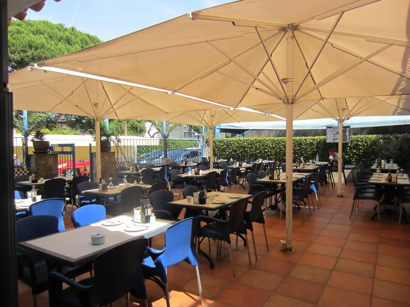 Local en venda en Castelldefels amb Aire condicionat, Calefacció i Terrassa