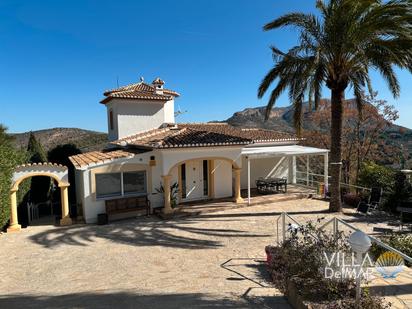 Vista exterior de Casa o xalet en venda en Pedreguer amb Aire condicionat, Terrassa i Piscina