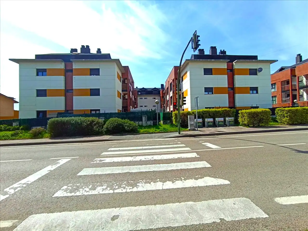 Vista exterior de Garatge en venda en Santa María de Cayón