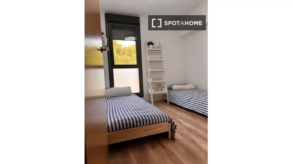 Schlafzimmer von Wohnung zur Miete in San Antonio de Benagéber mit Klimaanlage, Heizung und Möbliert