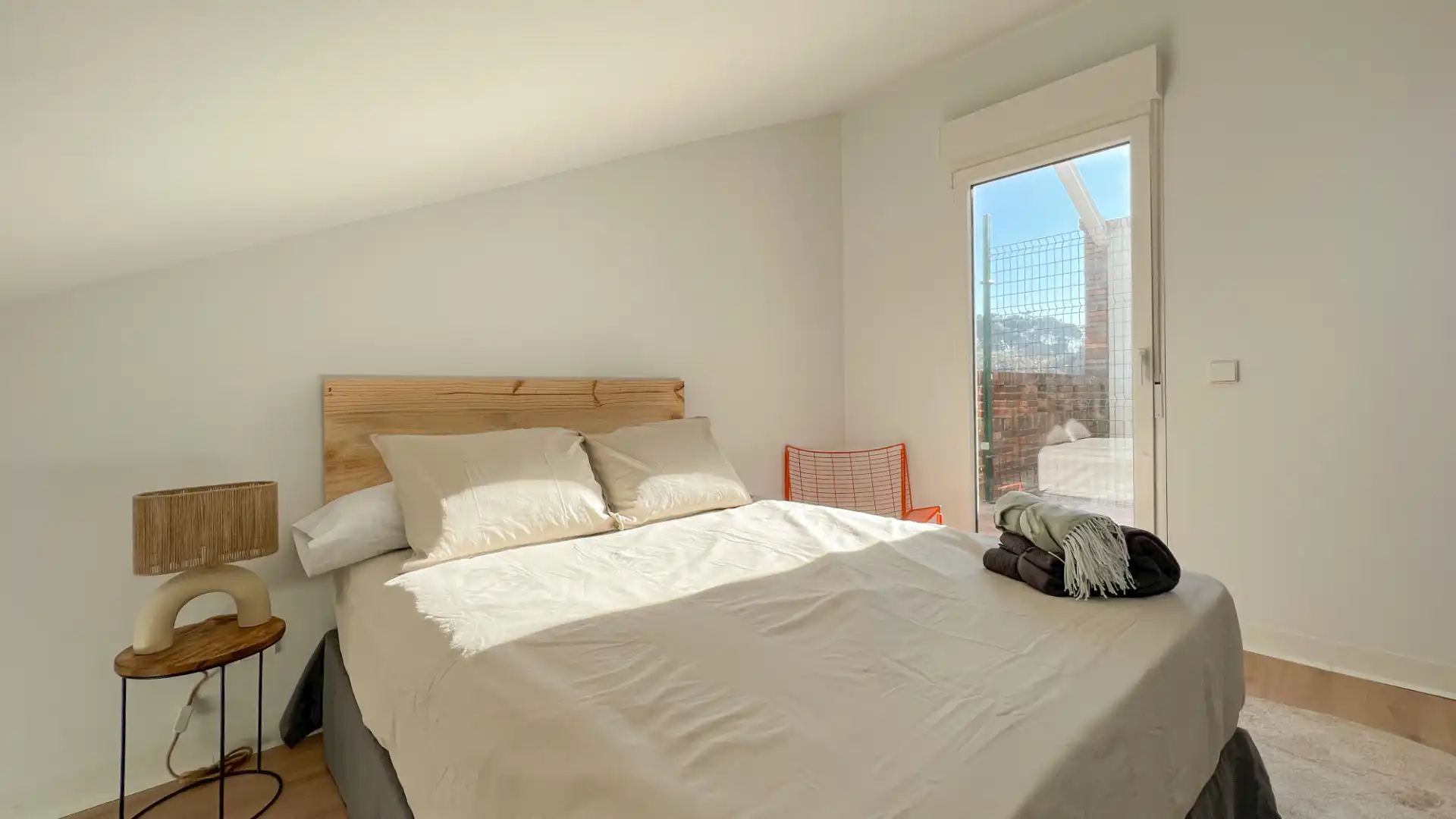 Schlafzimmer von Haus oder Chalet zur untervermieten in Madrid mit Klimaanlage, Heizung und Privatgarten