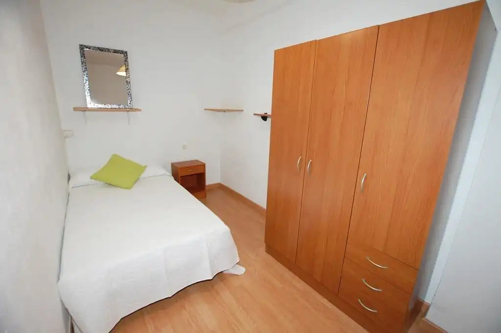 Flat for rent in Camino DE RONDA, Fígares