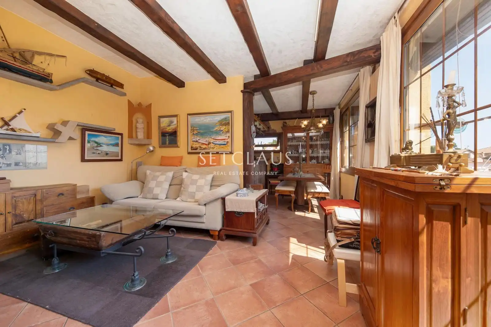 Sala d'estar de Edifici en venda en Begur