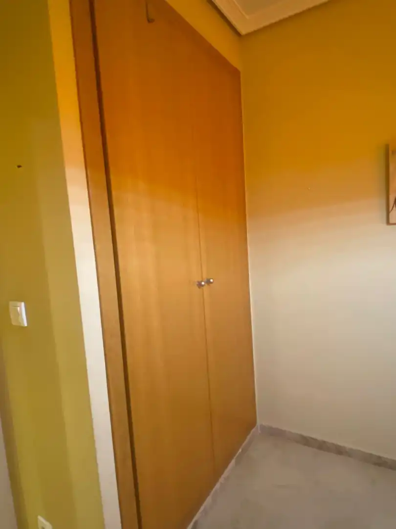 Schlafzimmer von Wohnung zur Miete in Albal mit Klimaanlage, Terrasse und Möbliert
