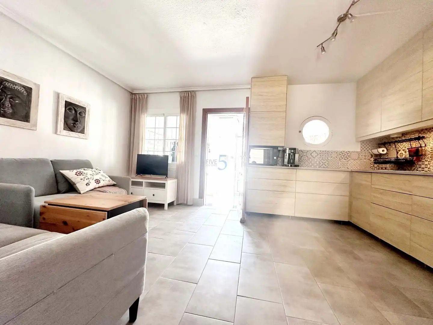 Bungalow with pool for sale in Mar Menor de Cartagena – Cabo de Palos, imagen 8