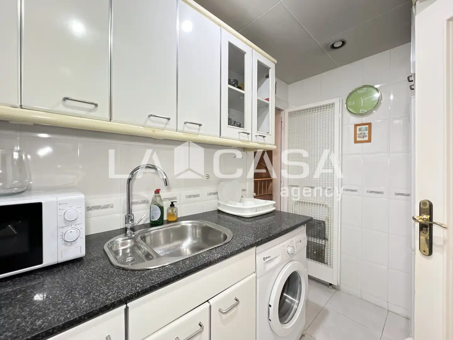 Cocina de Piso en venta en Badalona con Balcón