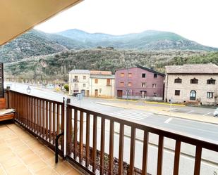 Vista exterior de Apartament en venda en Soriguera amb Calefacció, Parquet i Terrassa