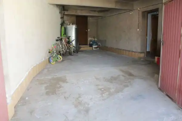 Casa adosada en venta en Urda con Calefacción, Terraza y Trastero