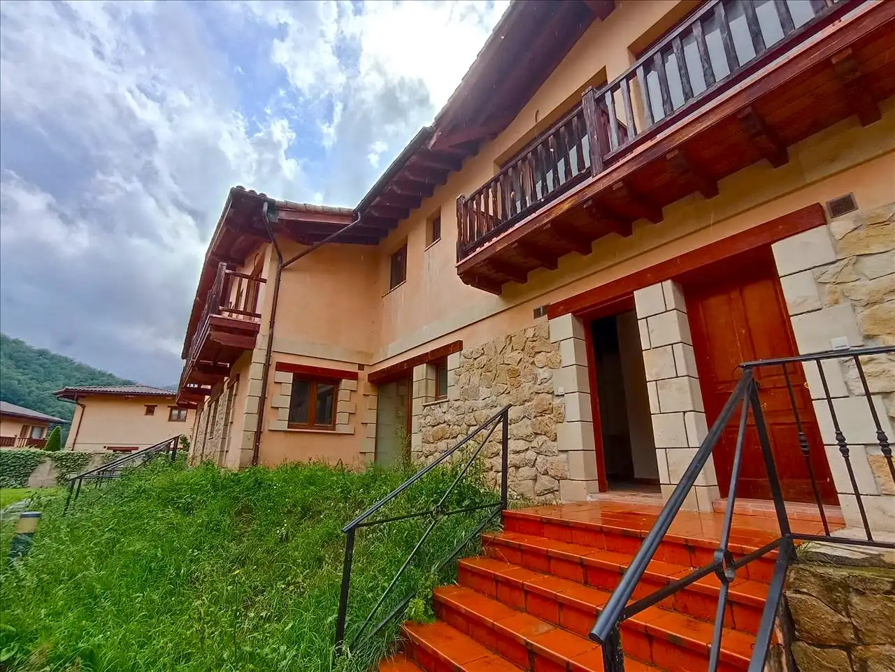 Vista exterior de Garaje en venta en Vega de Liébana