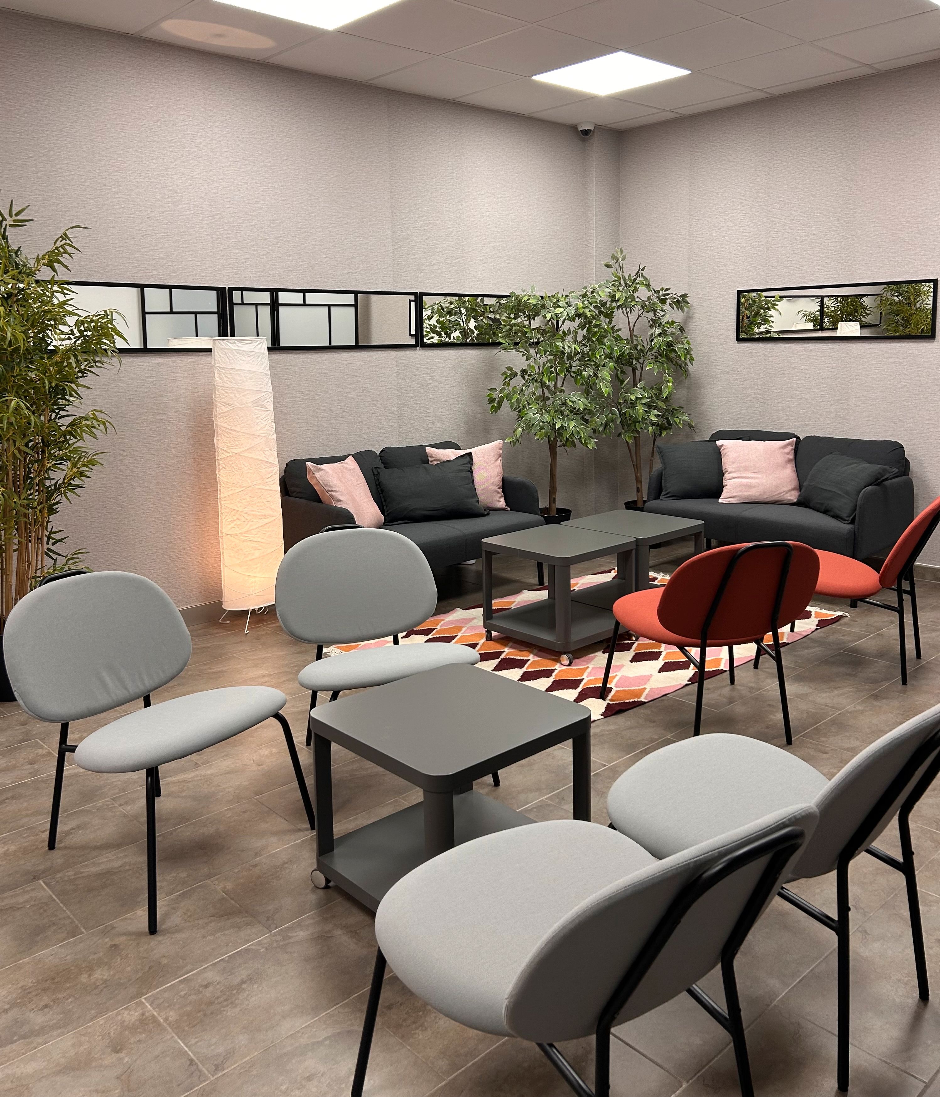 Wohnzimmer von Büro zur Miete in Arteixo