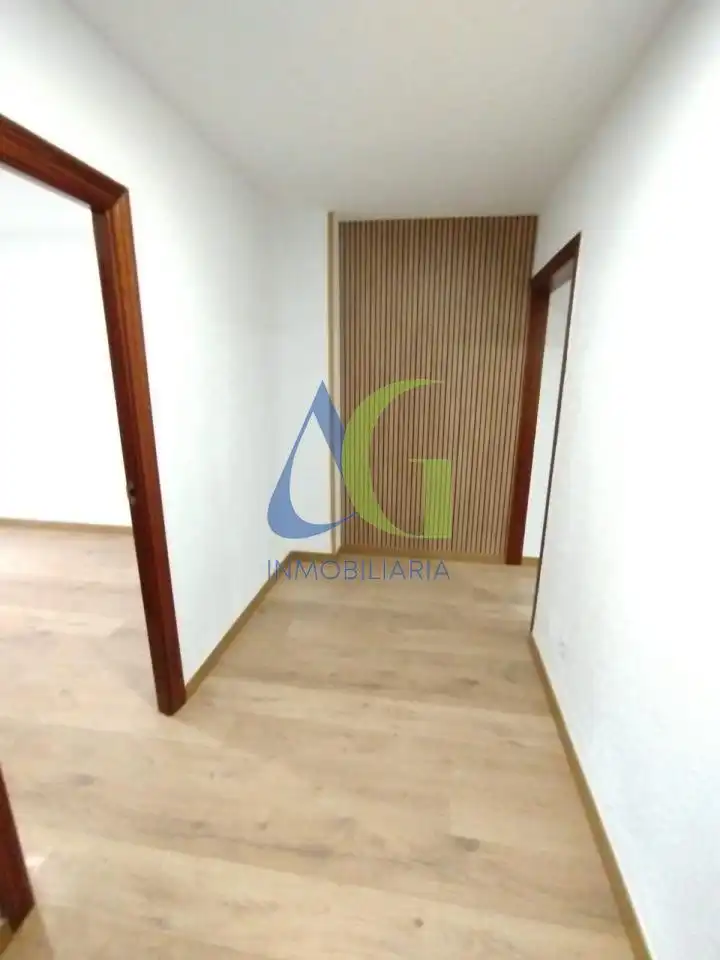 Piso en venta en León Capital  con Calefacción, Parquet y Terraza