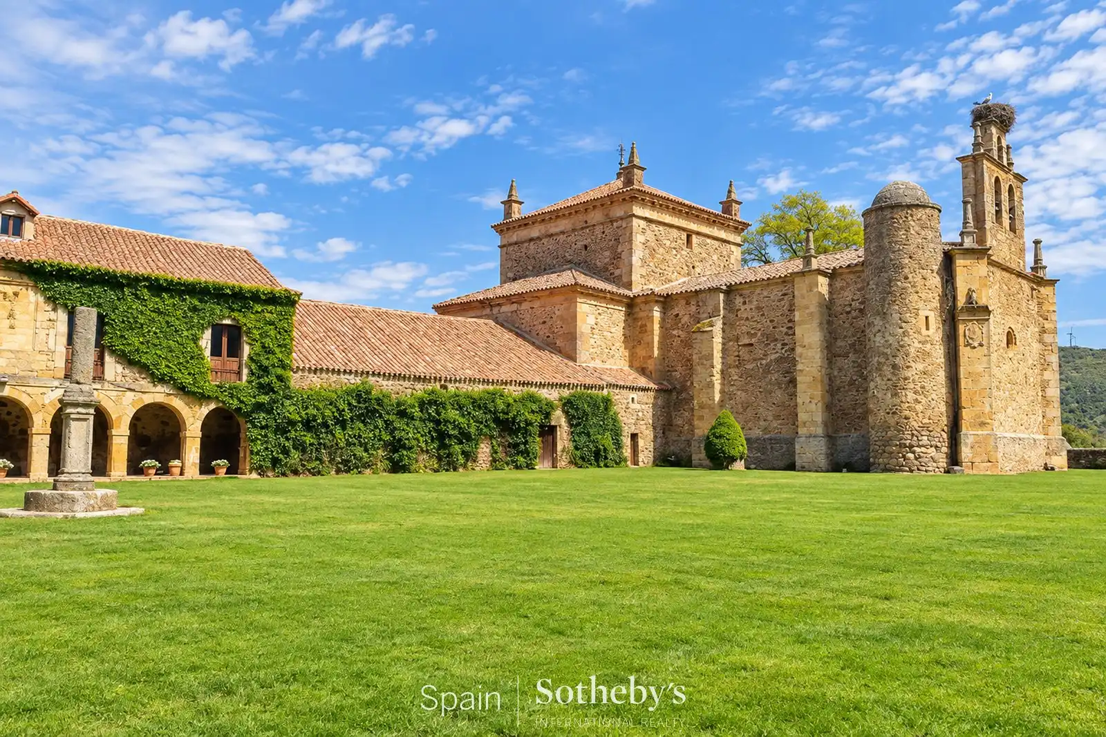 Jardín de Finca rústica en venta en Almarza, Soria
