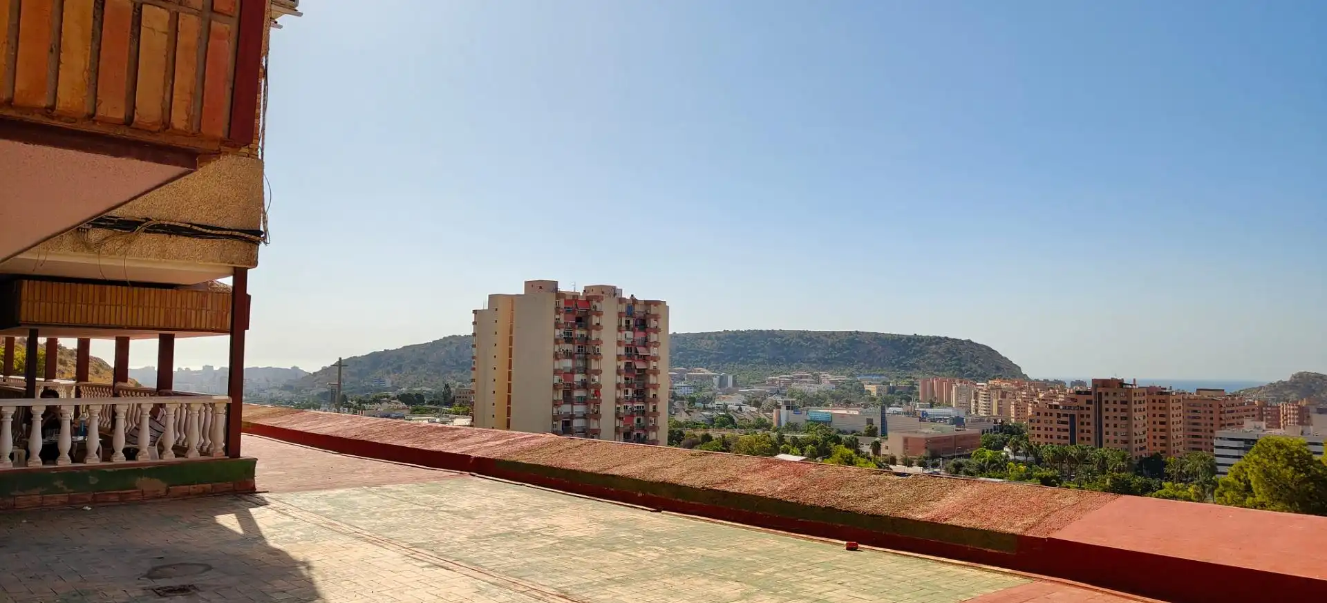Vista exterior de Local en venda en Alicante / Alacant